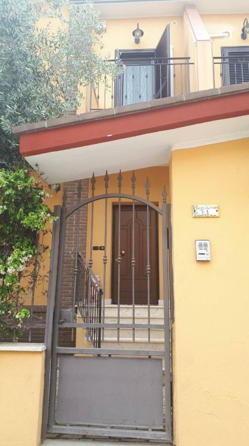 Villa Jamyra Sant'Arpino Exterior foto
